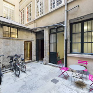 Bureau privé 60 m² 8 postes Location bureau Quai Jules Courmont Lyon 69002 - photo 7